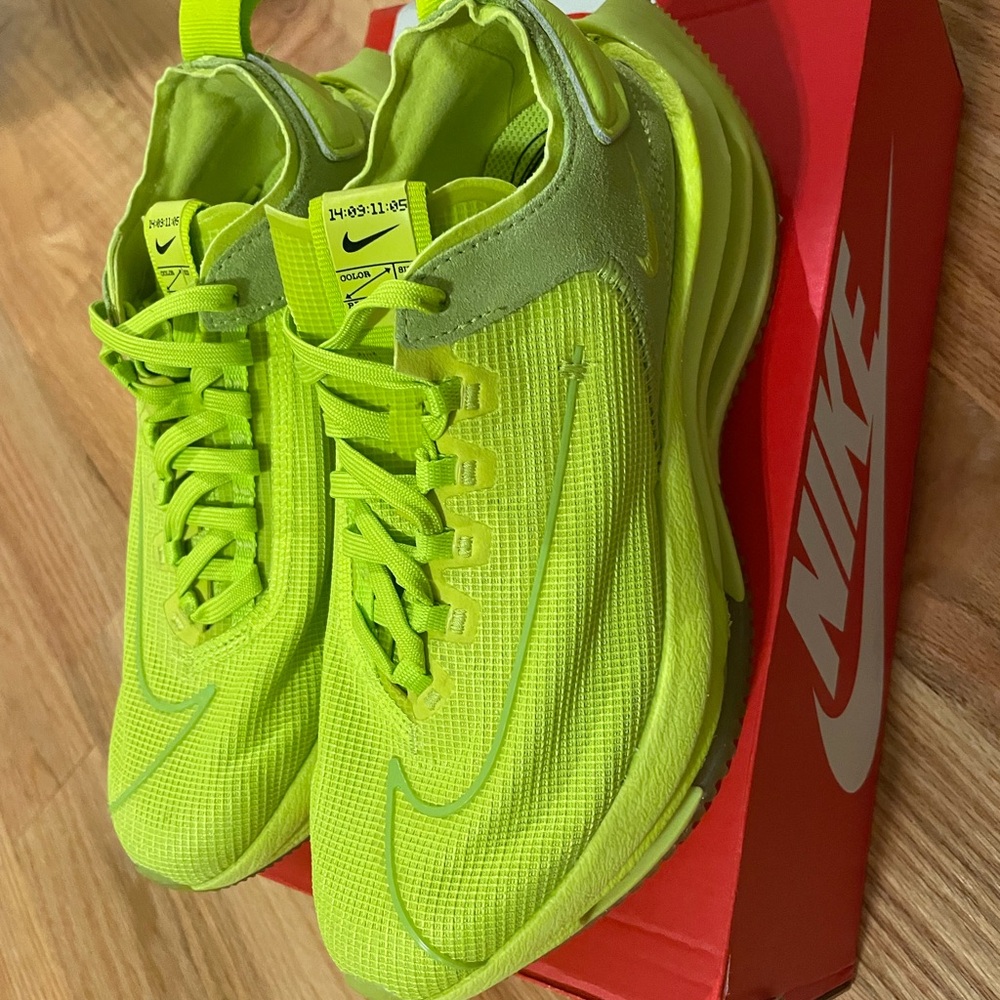 Nike Zoom Double Stack Green Athletic Sneakers